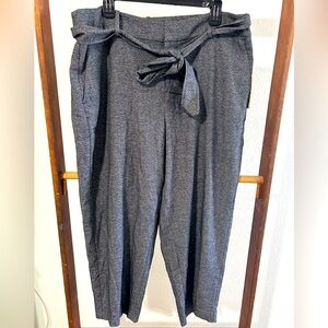 NWT A New Day Gray Cropped Dress Pants Size 16